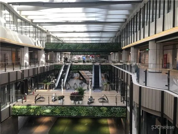 北京大兴国际机场木棉花酒店-“新国门”的旅人书房