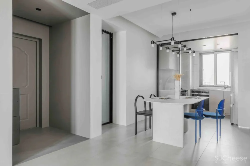 无主灯的极简调性，张弛有度的三代同堂之家｜禄本设计