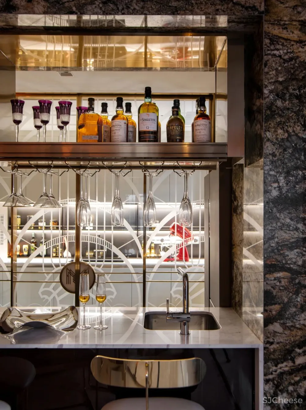 新作推荐 邱德光的年度力作：大都会1号