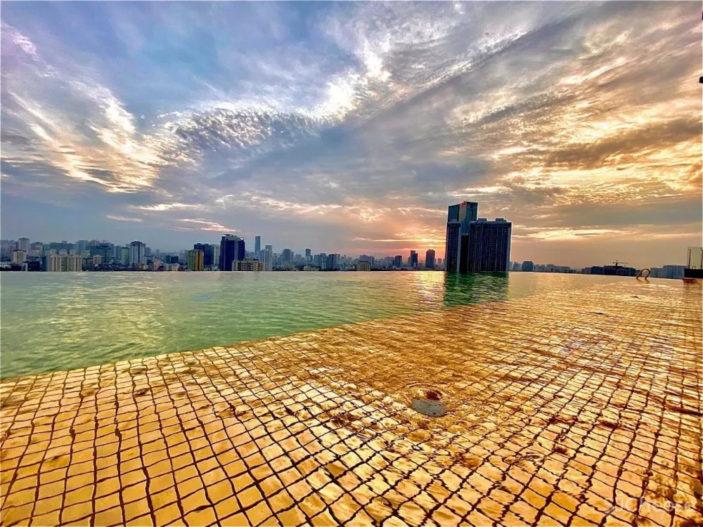 全球首家镀金酒店,究竟是壕气冲天还是俗不可耐?