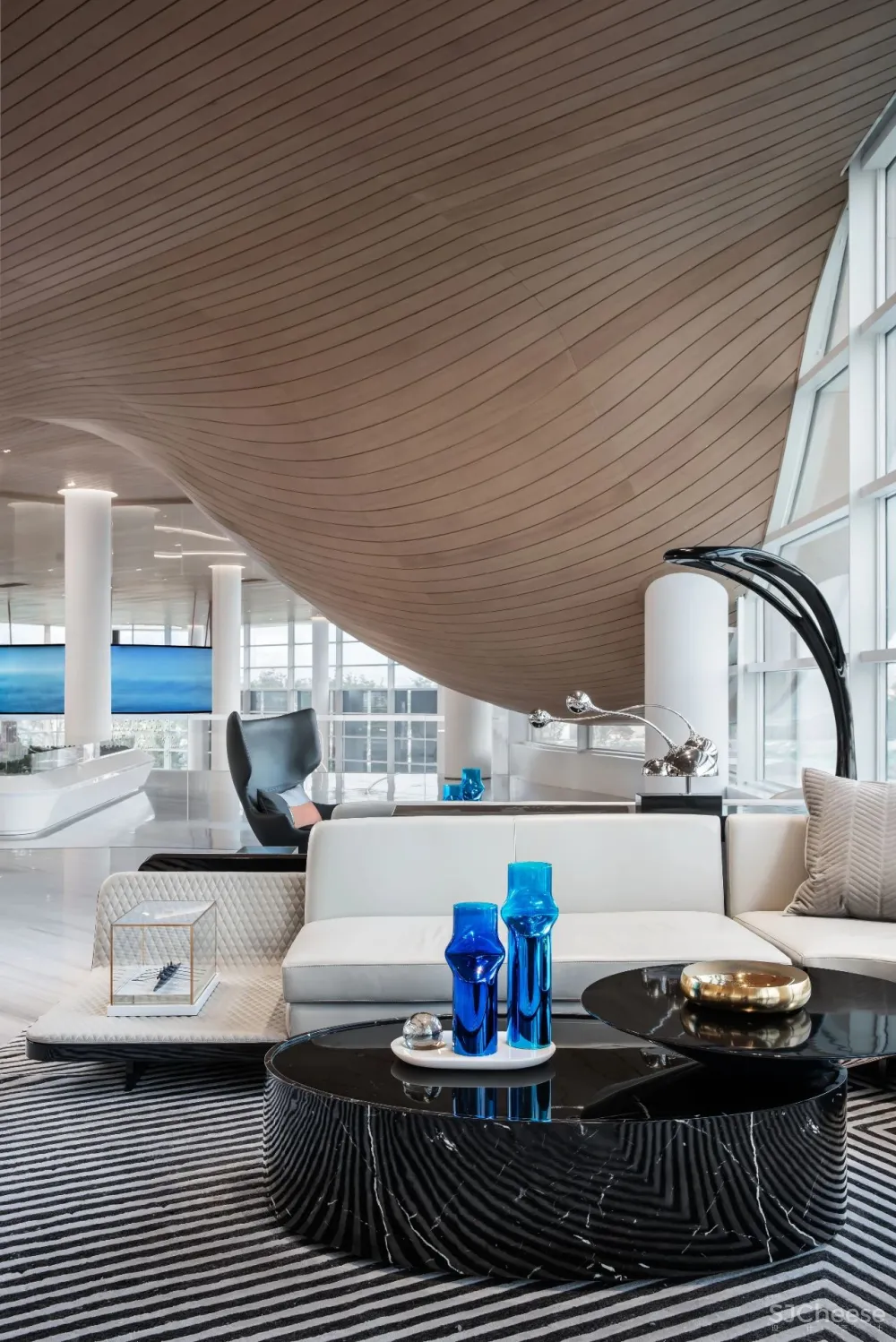 金茂青岛售楼处:创新一座岛 赛瑞迪普空间设计