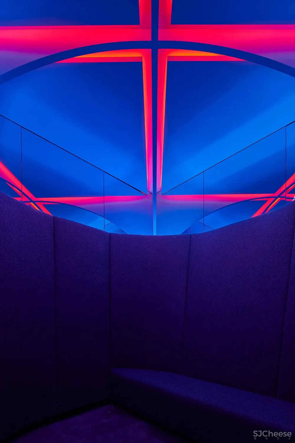 Google 办公室里暗藏冥想空间,这设计才叫人性化!