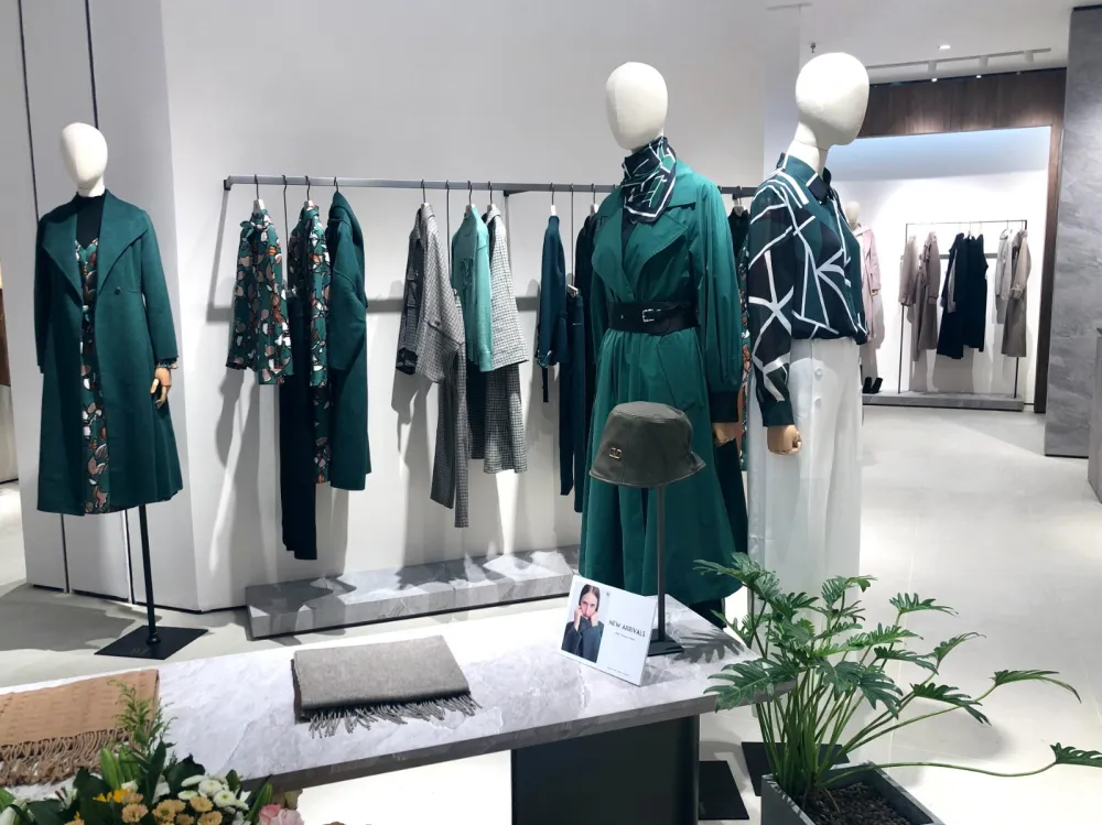 朗生案例 | AM襄阳武商店,天青色碰上烟雨灰,闹中取静的简约明快