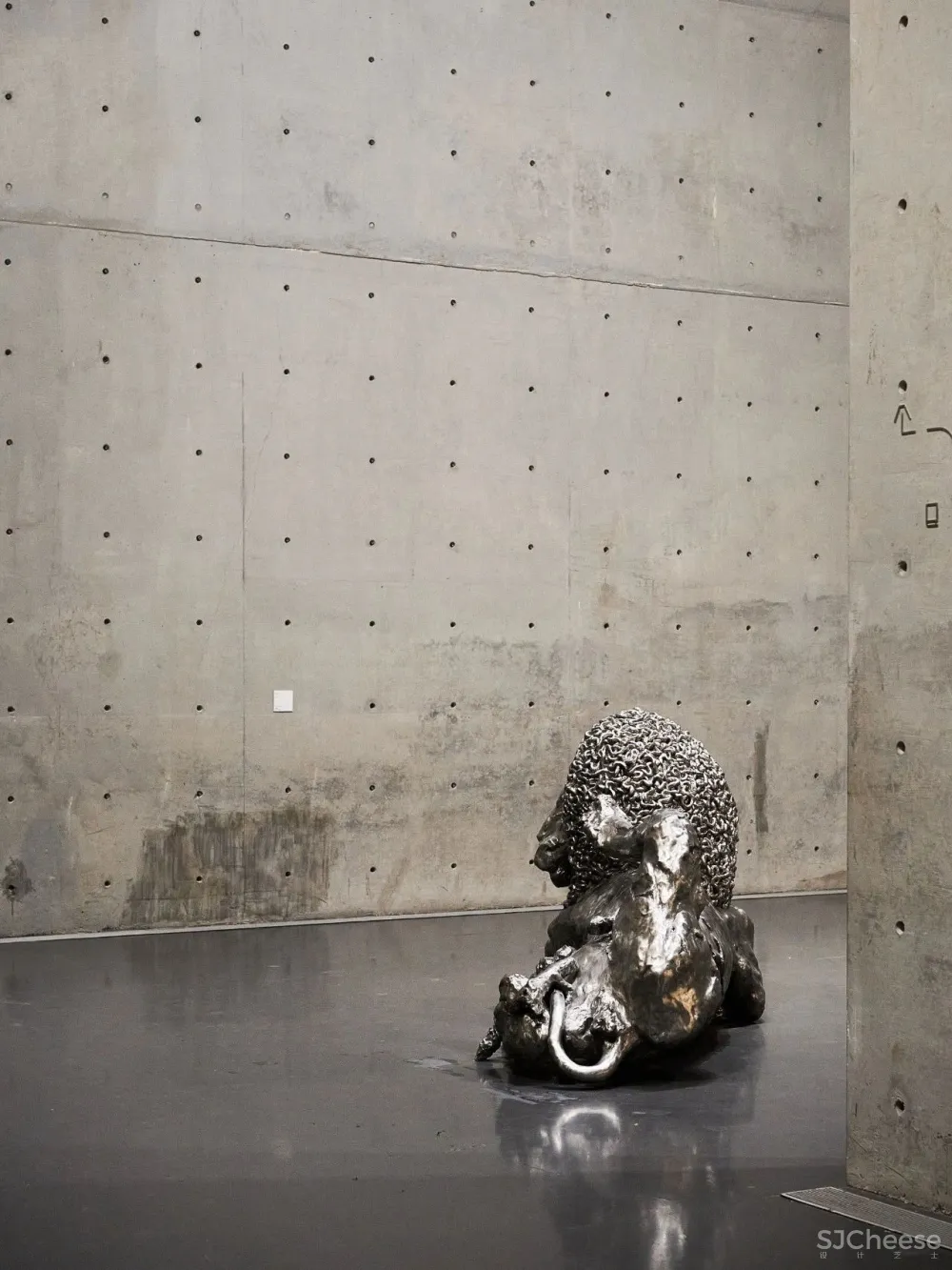 看不懂就对了!2020年末的上海,无数人为它疯狂排队打卡