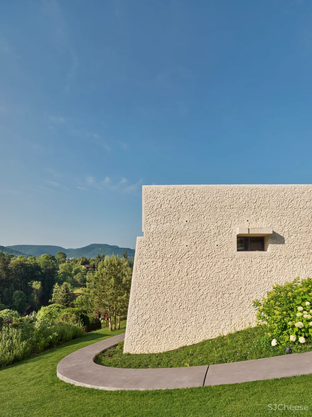 德国建筑师设计的别墅,混凝土又被玩出新花样