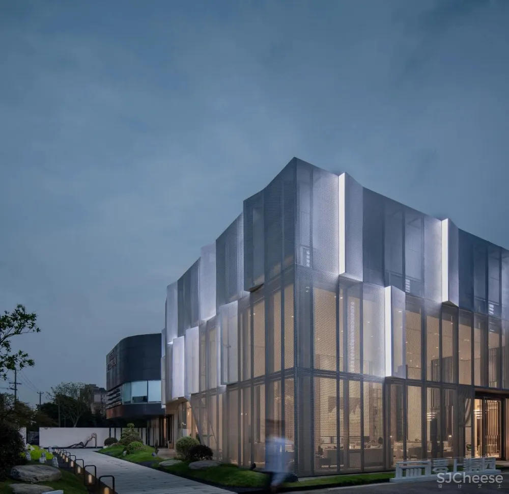 朗联RONGOR丨秦岳明：以理性思考延展设计价值