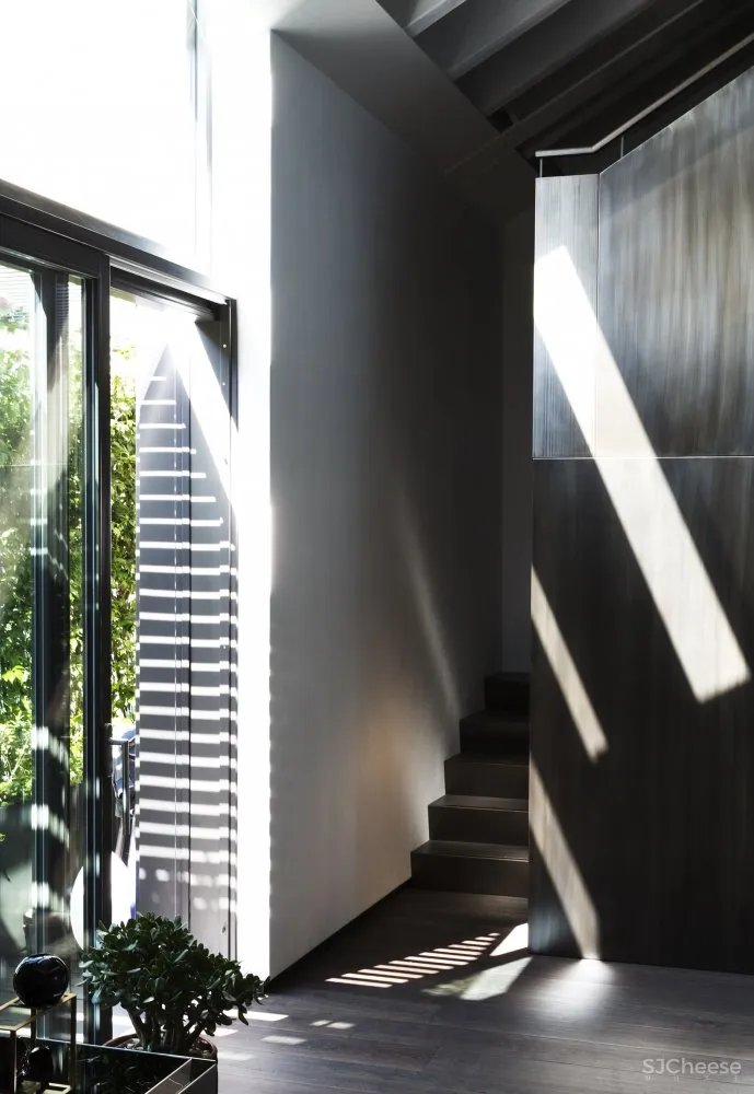 米兰废弃仓库爆改成公寓楼,每个户型都是复式,太有腔调了