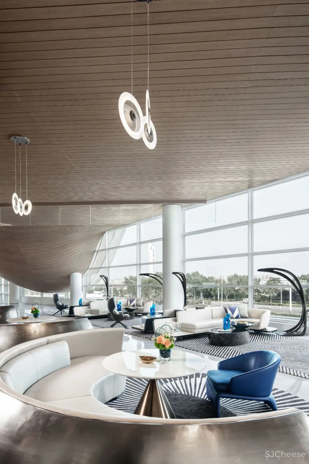 金茂青岛售楼处:创新一座岛 赛瑞迪普空间设计