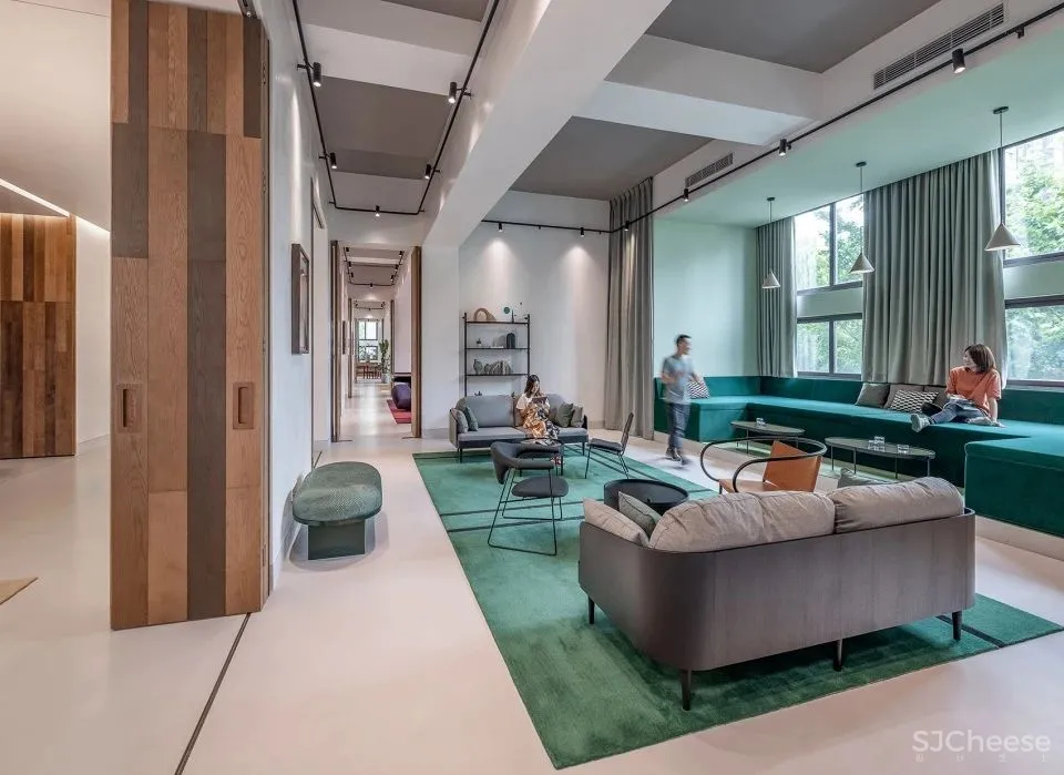 每走10步1个玩法的合住空间！那年轻人真的是太快乐了！