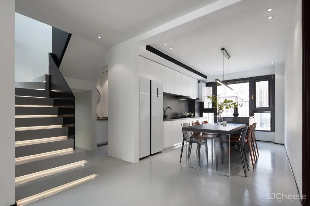 180㎡复式叠墅，打破边界拥有奢侈的生活尺度！