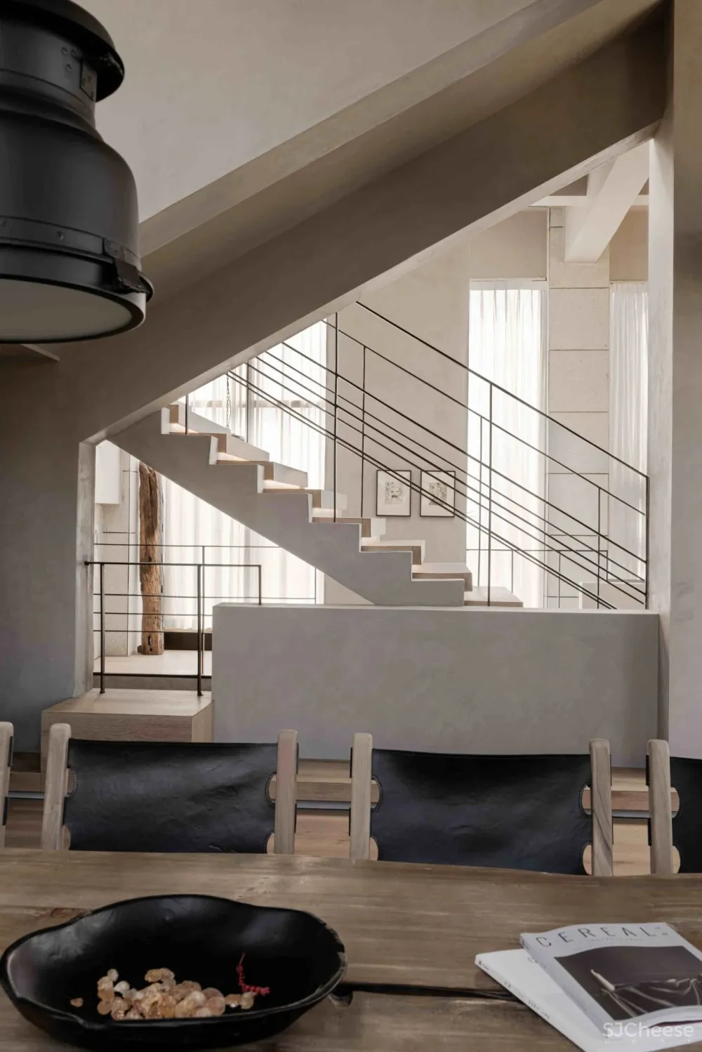 侘寂极简，融入自然的山顶咖啡馆丨慢珊瑚设计