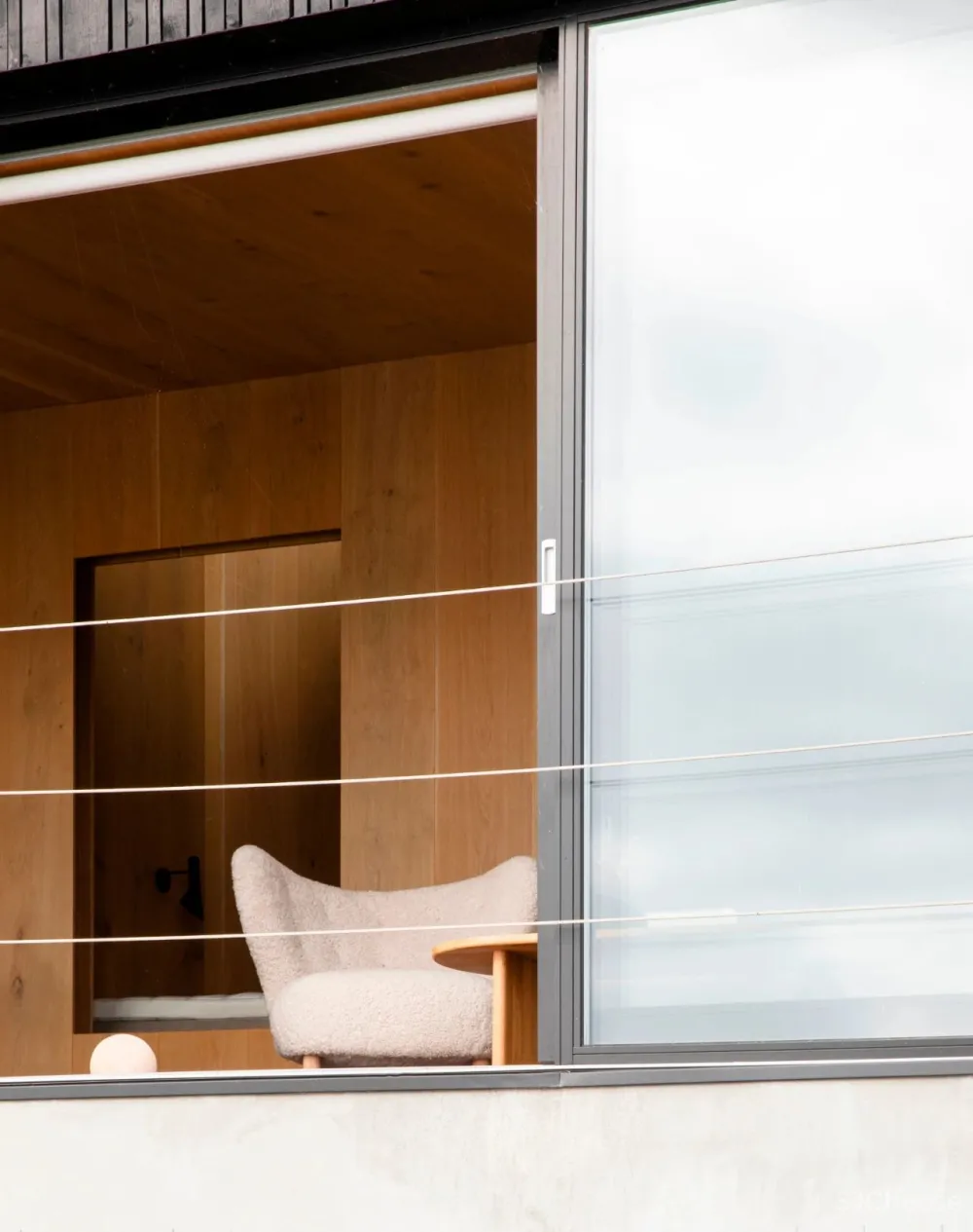 Norm Architects新作|“边境”湖边小屋,北欧式的简约设计美学