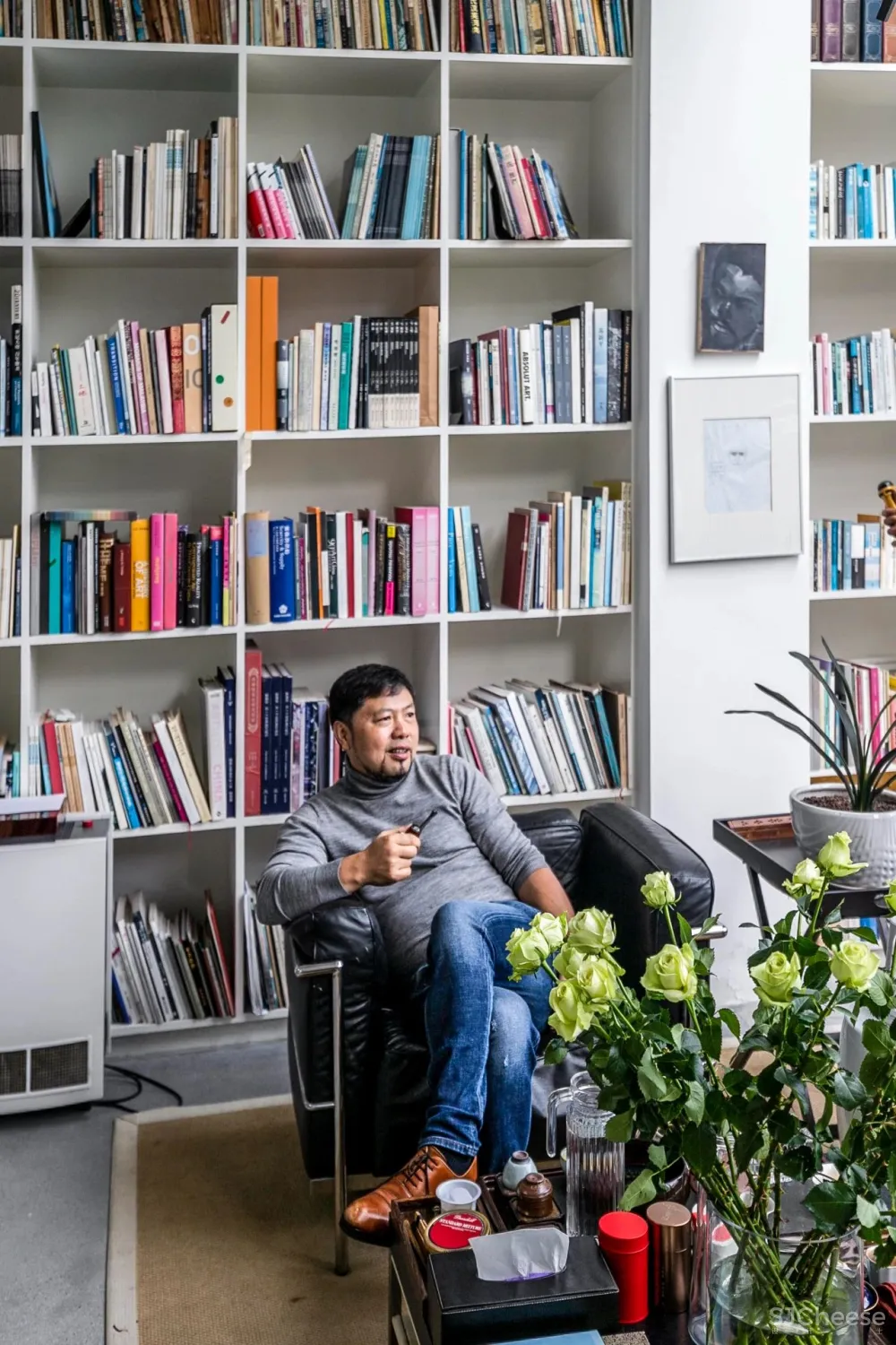 艺术家杨冕 艺术应该低于生活