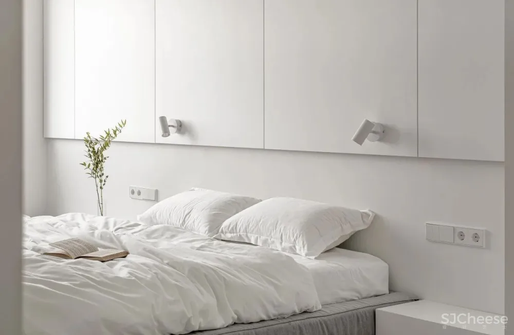 Kanstantsin Remez-极简主义和朴素美学