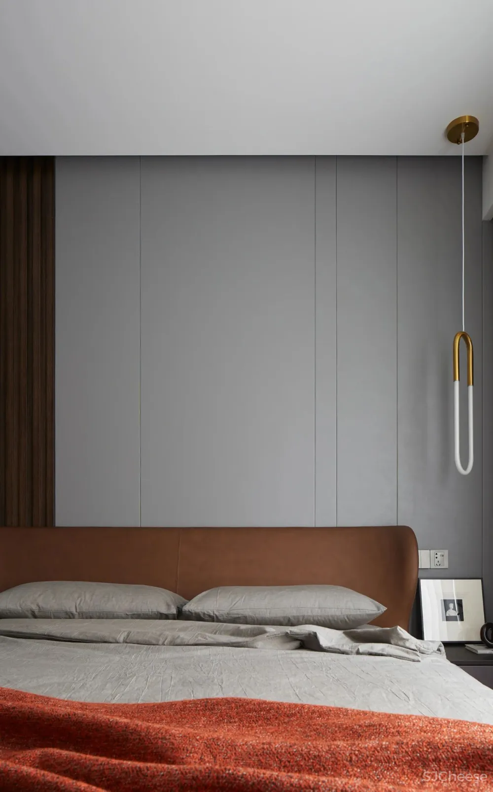 黑白灰 铁锈红，有温度的极简格调｜谦禾设计