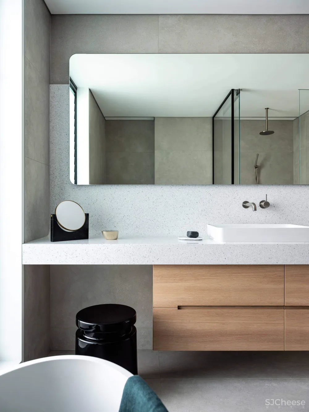 不落俗套的海景别墅,混凝土勾勒雕塑外观,太牛了!