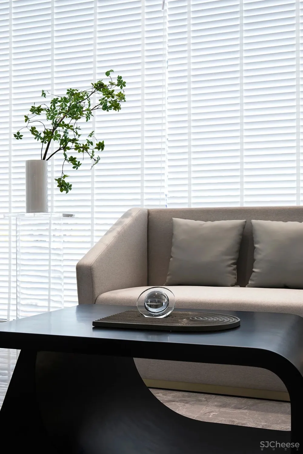 集清爽净透于一身，演绎优质生活范本！