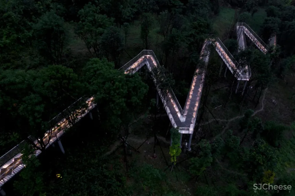 一处白酒庄园 陶坛酒库