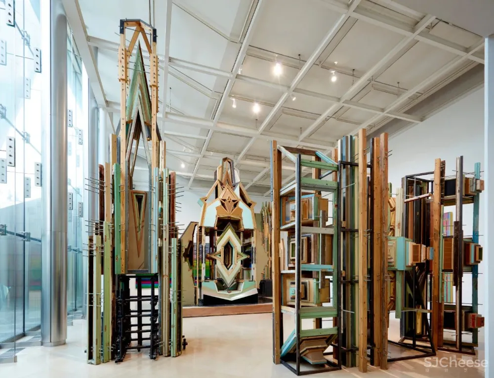 看不懂就对了!2020年末的上海,无数人为它疯狂排队打卡