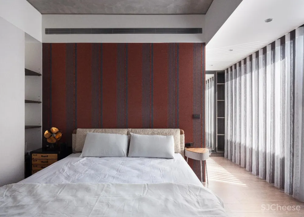 王中丞先生新作 浮光掠影