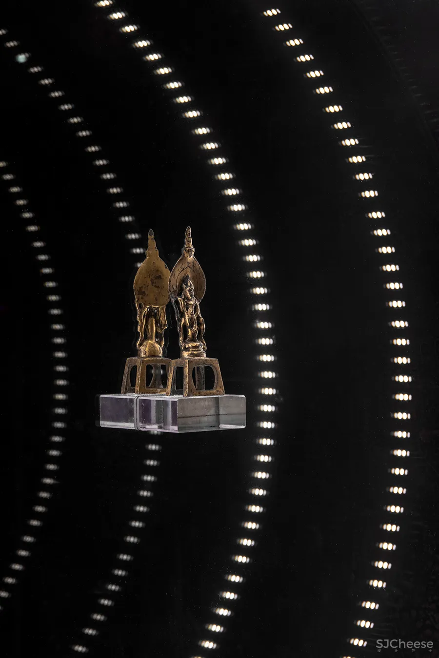 松果设计 • 良设夜宴|全球首家沉浸式中国美学感官餐厅