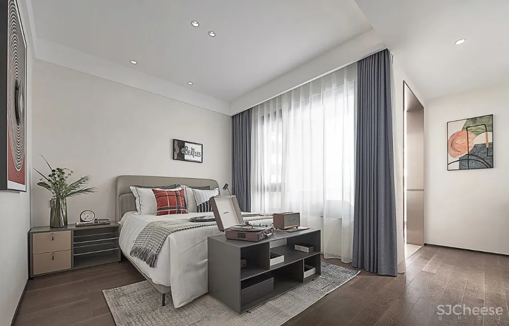 CLV-中海：时尚与温雅邂逅，打造城市里的时光书局！