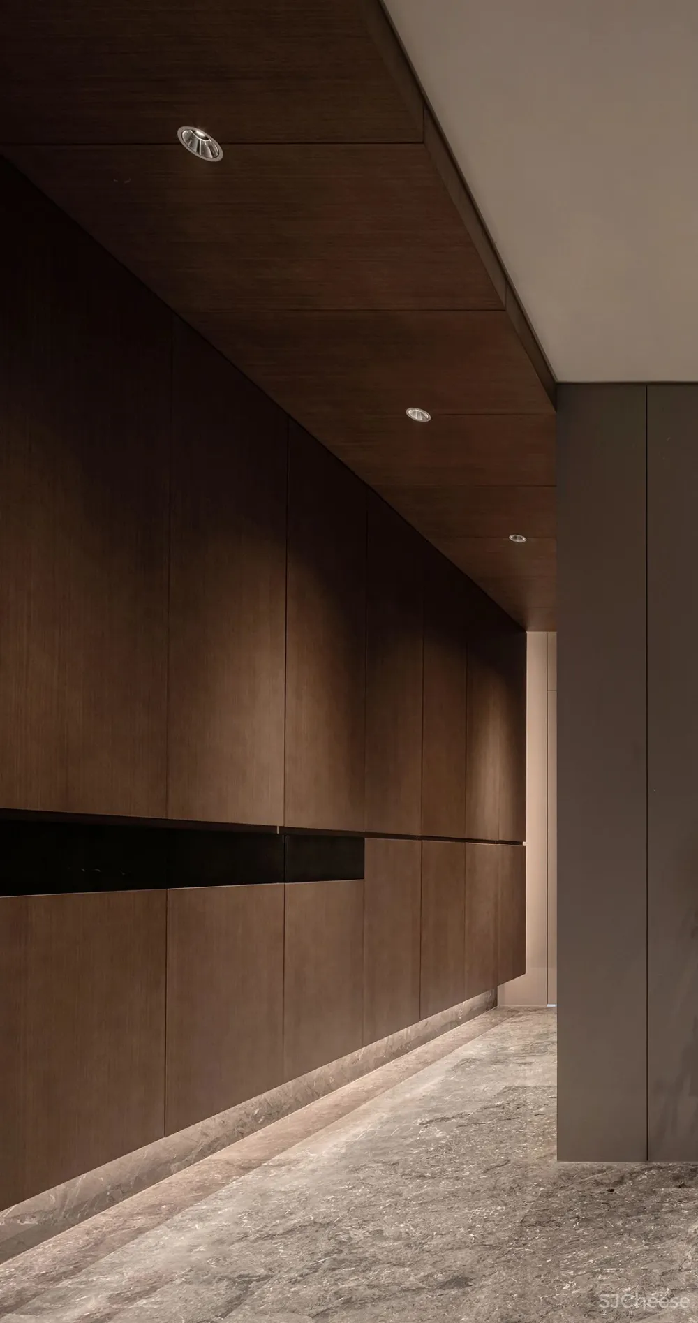 潘天云 600㎡ 奢华江景顶层复式,深邃于空,容纳万境!