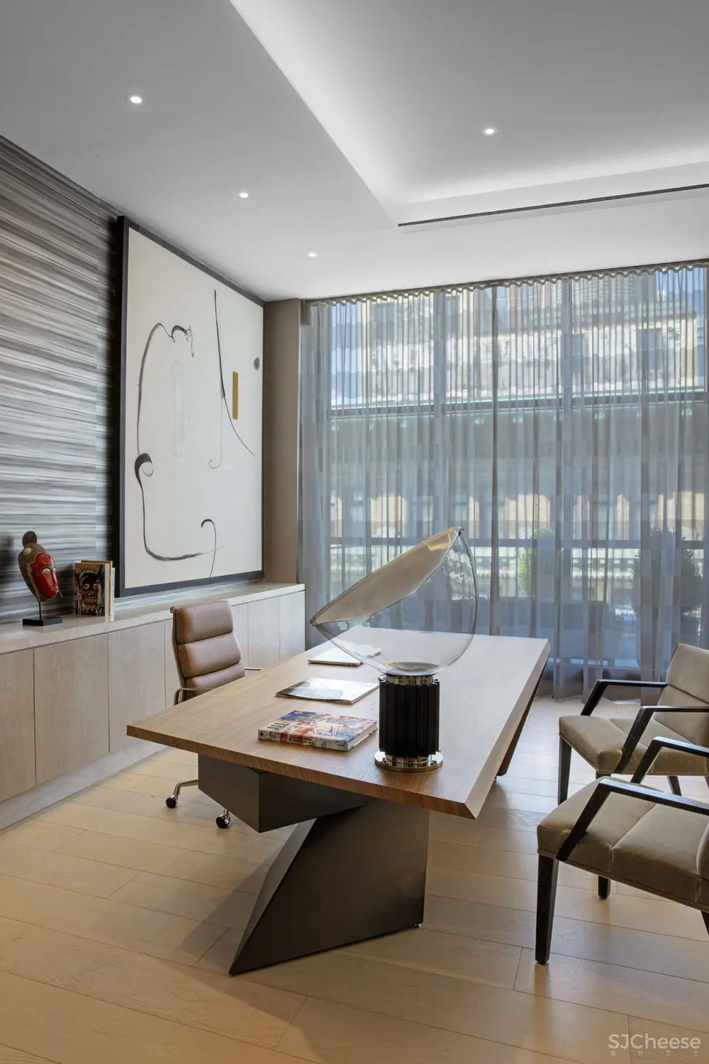 身价10亿美金Jay Z新办公室曝光,不拼颜值拼艺术品,有钱人的世界我不懂