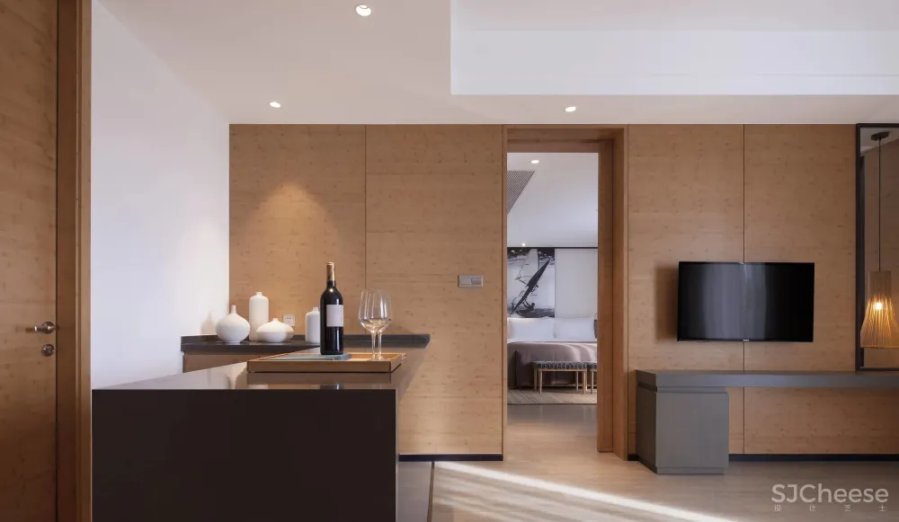 朗联RONGOR丨秦岳明：以理性思考延展设计价值