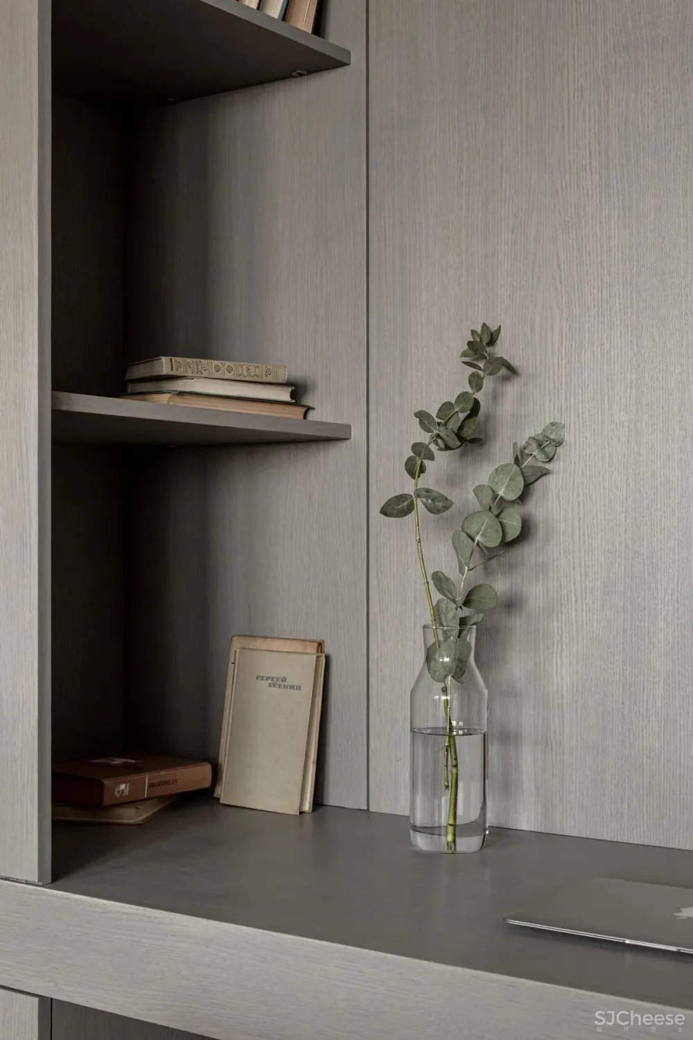 Kanstantsin Remez-极简主义和朴素美学