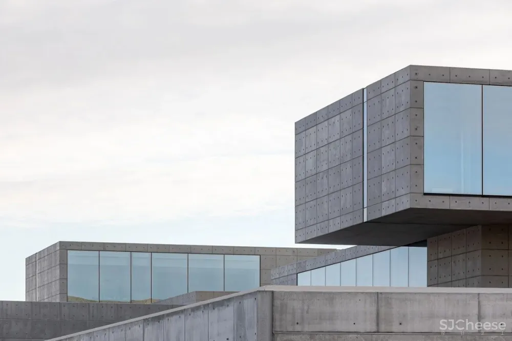 5000㎡极简奢宅,致敬安藤忠雄!