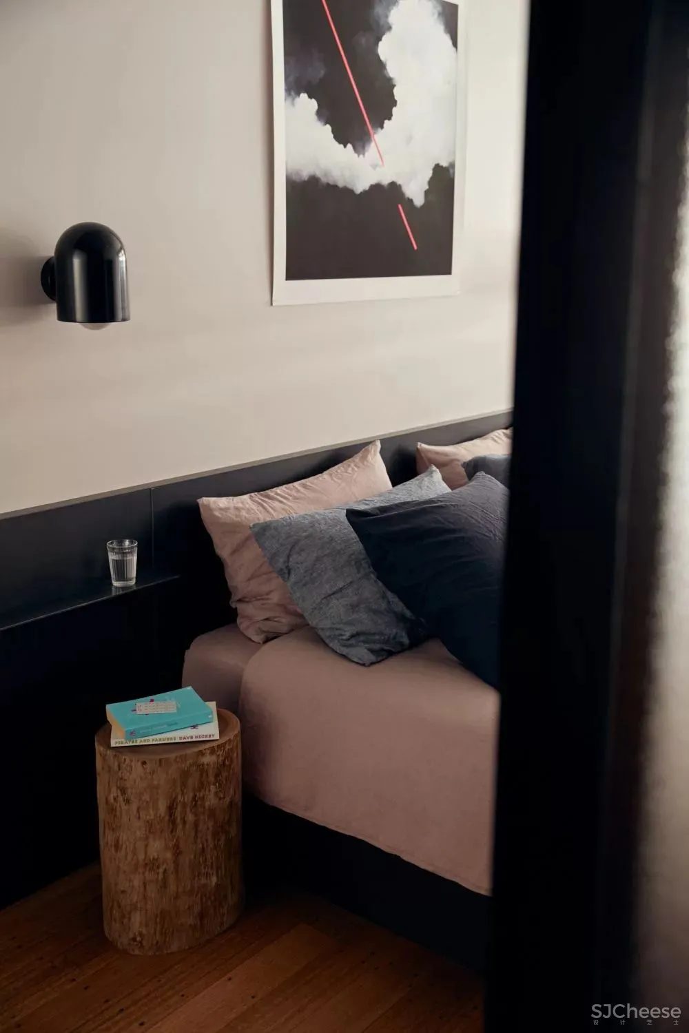 老仓库改酒店,粗糙的样子也很美