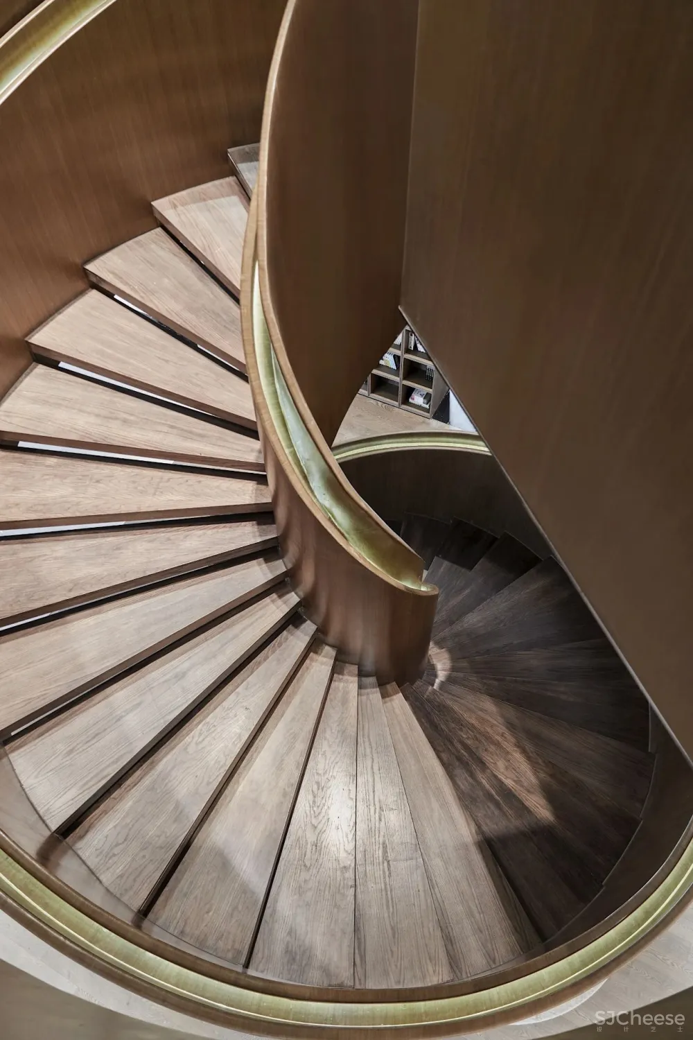 G ART 集艾新作 在咖啡余香间，享受异域浪漫时光