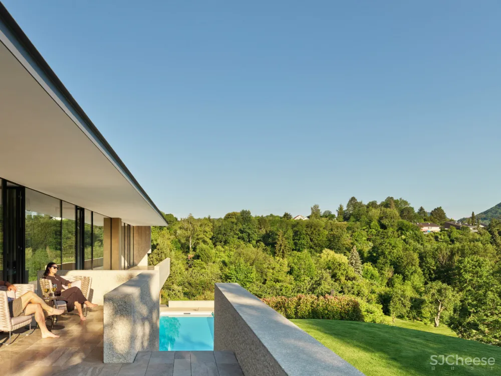 德国建筑师设计的别墅,混凝土又被玩出新花样