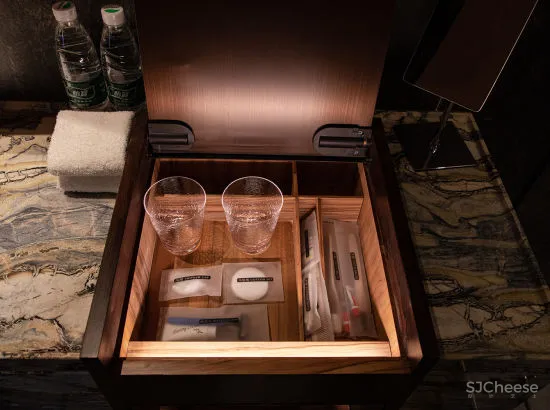 北京大兴国际机场木棉花酒店-“新国门”的旅人书房