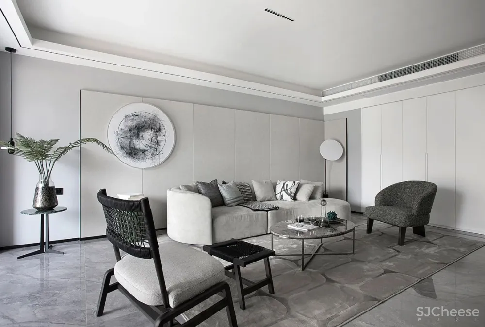 集清爽净透于一身，演绎优质生活范本！