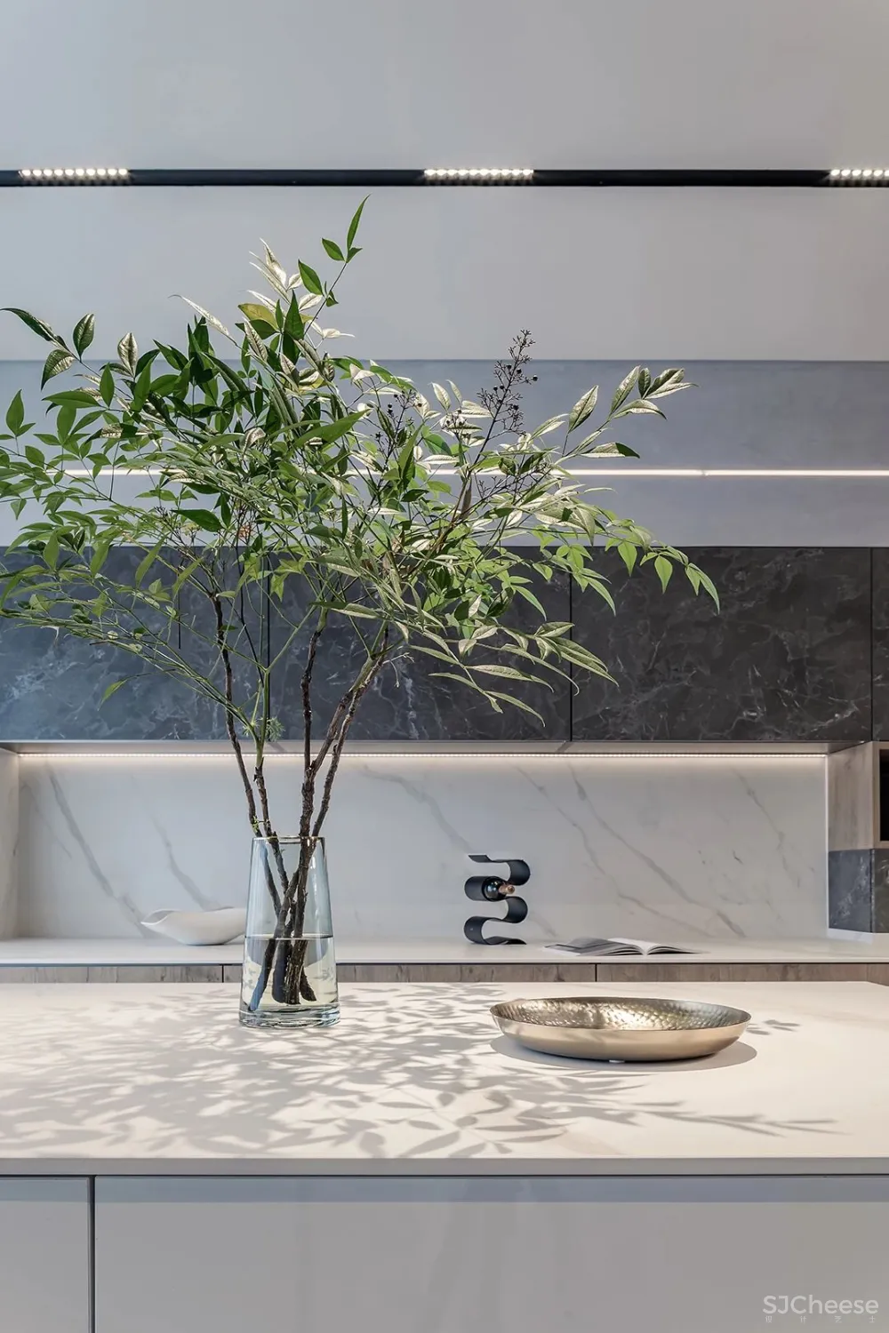 潘天云 600㎡ 奢华江景顶层复式,深邃于空,容纳万境!