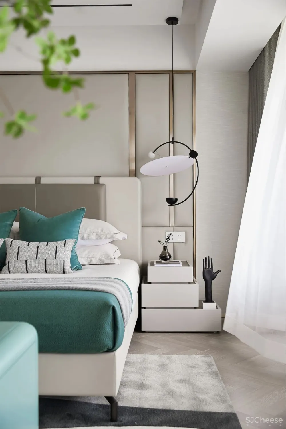 UMA伍玛 X 保利合集 观照内心,谛视生活!