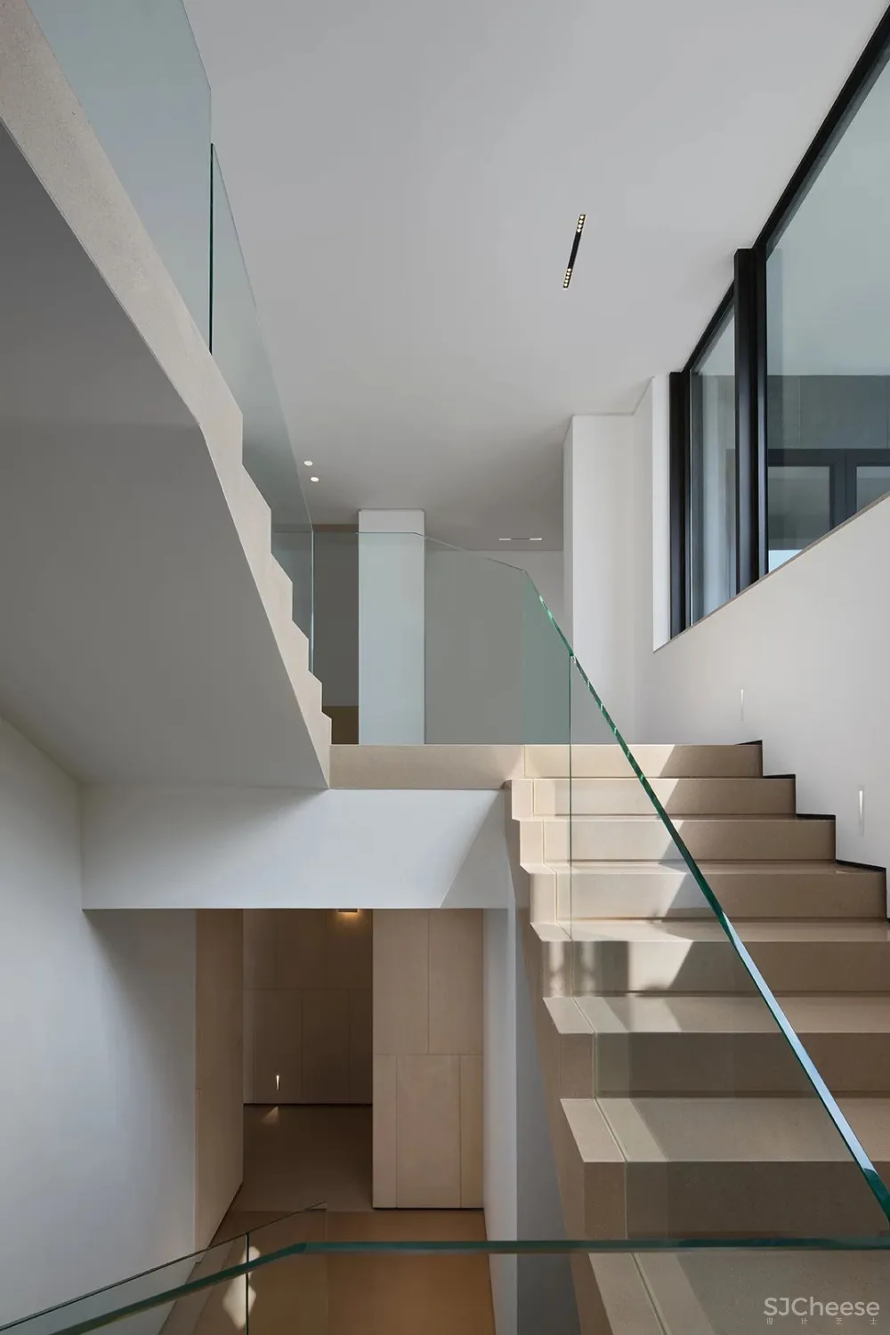 JANMEI 黄洁新 540㎡ 顶层复式,一家人将生活过成了极简诗意