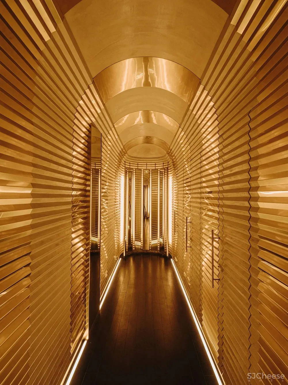 木炭烧烤的原始乐趣,西班牙