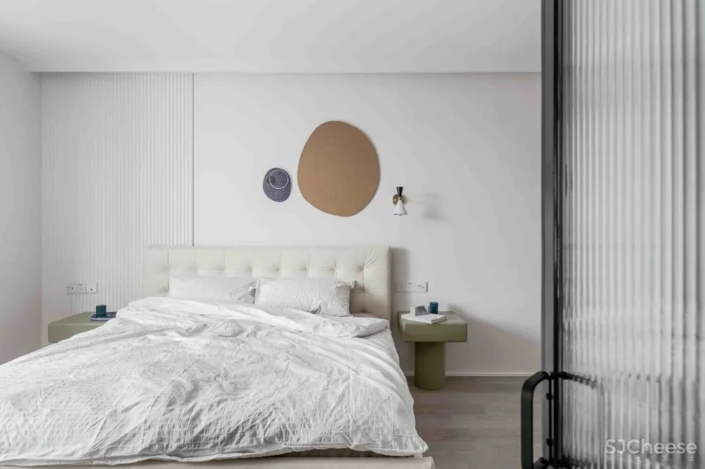 无主灯的极简调性，张弛有度的三代同堂之家｜禄本设计