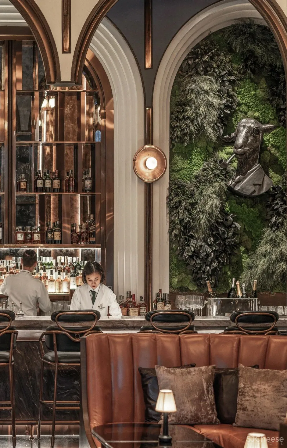 奢侈度假酒店缔造者Jean Michel Gathy 曼谷湄南河「四季酒店」