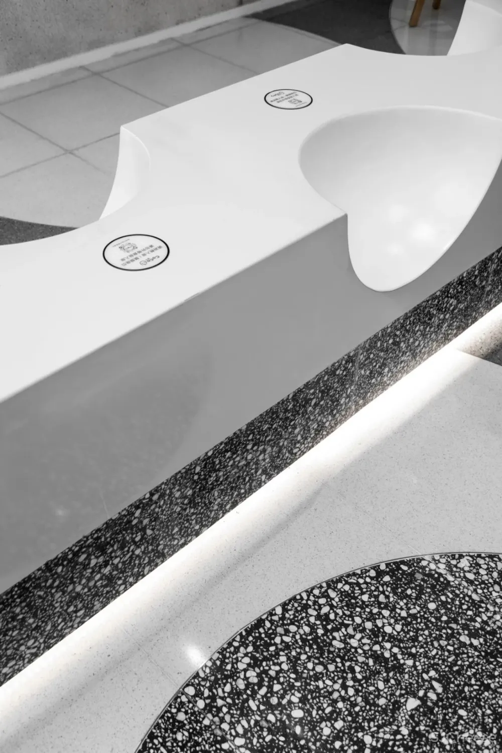 CoCo都可无锡恒隆广场店 OYTT Design 欧阳跳