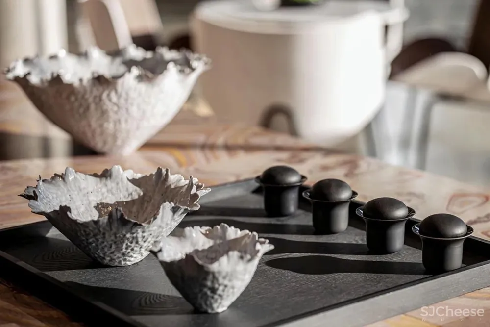 春山秋水 瑰丽多姿,静谧怡然