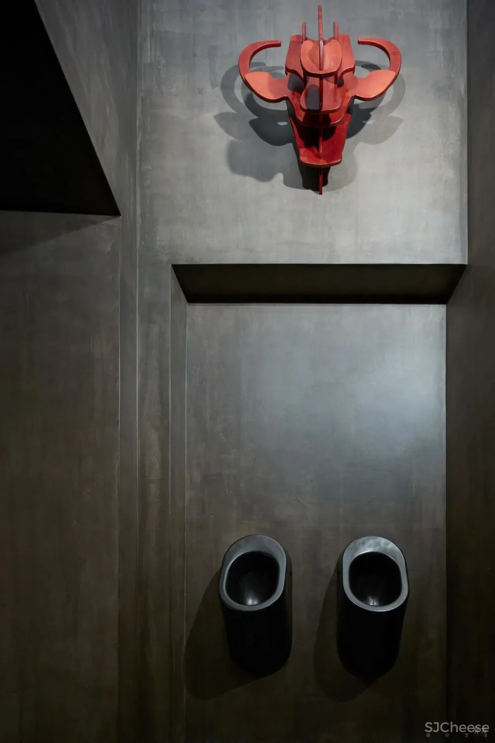 新作 布拉格Gran Fierro餐厅：将木炭融入粗野风格 Formafatal