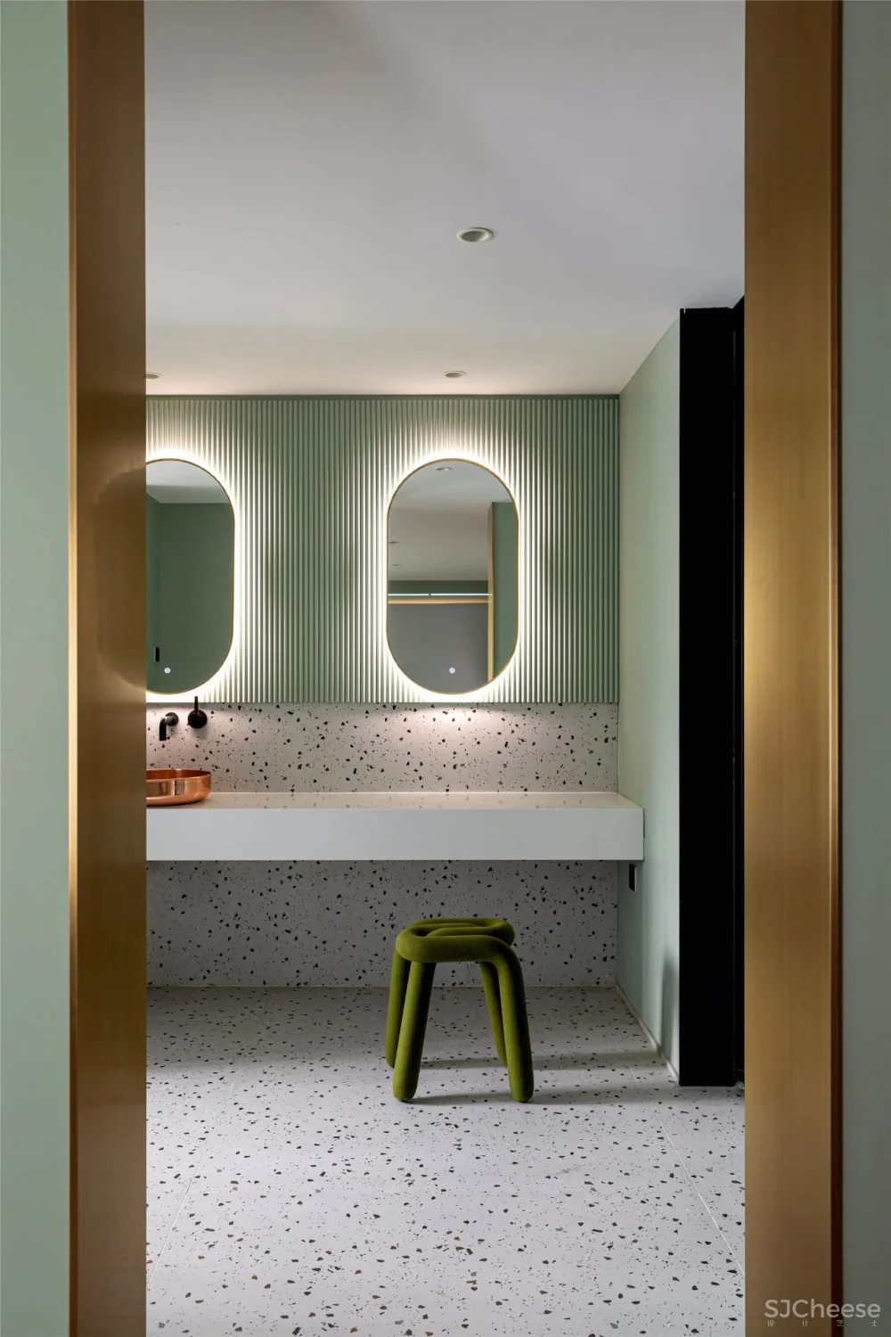 重构自建房,打造趣味艺术宅!