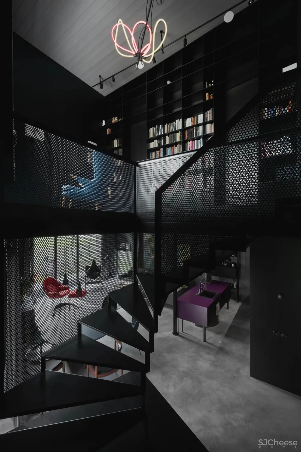 189m²黑色系别墅,藏于林间的避世居所