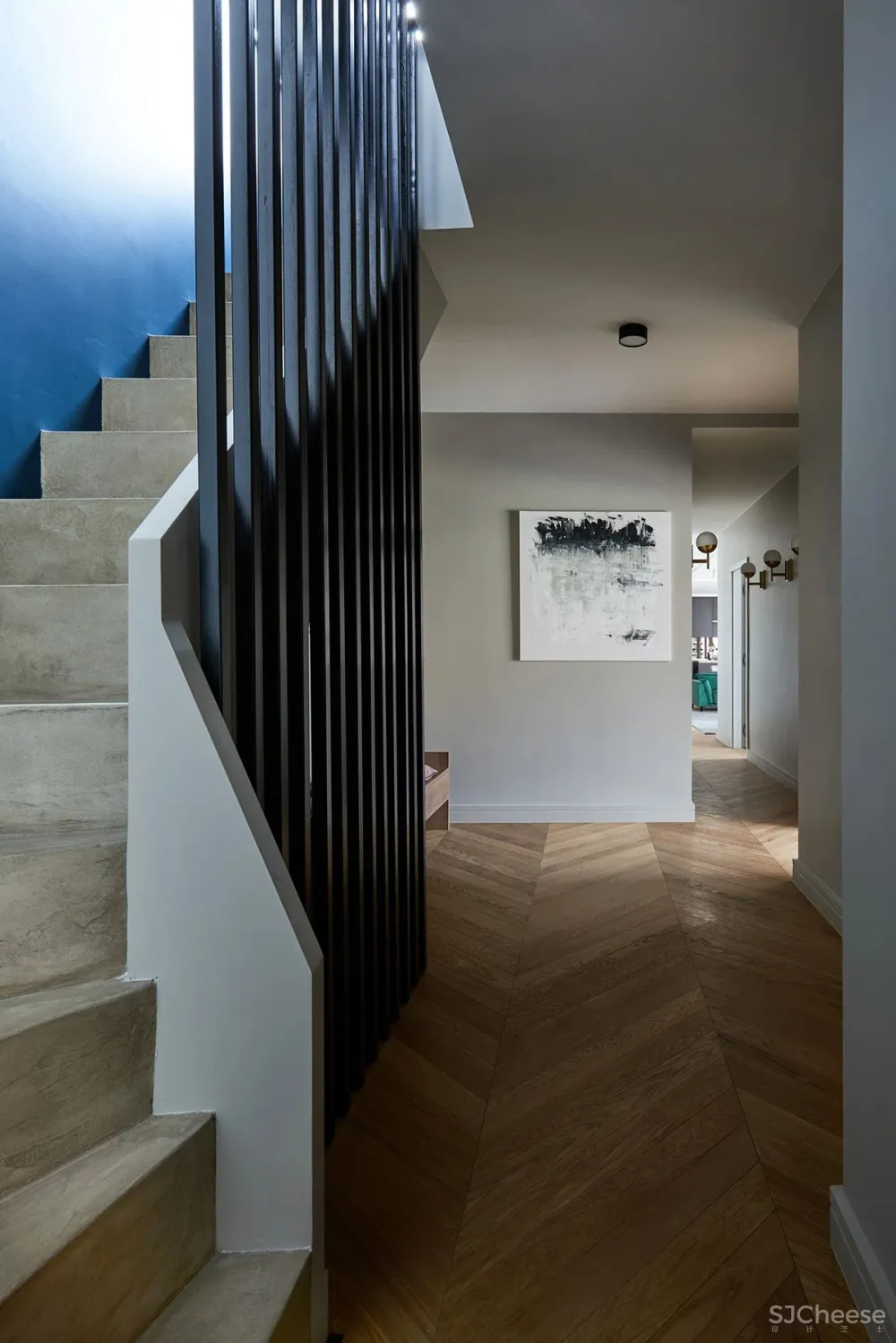 Andrea Szakos 顶层豪宅的色彩软装