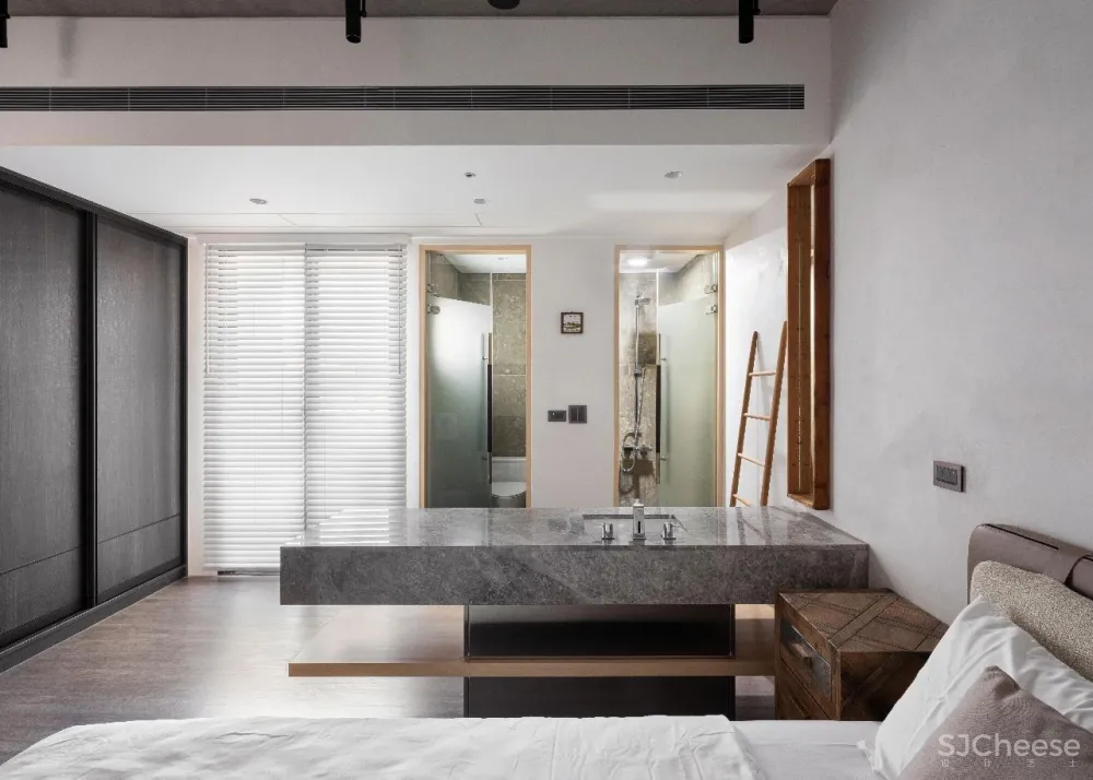 王中丞先生新作 浮光掠影