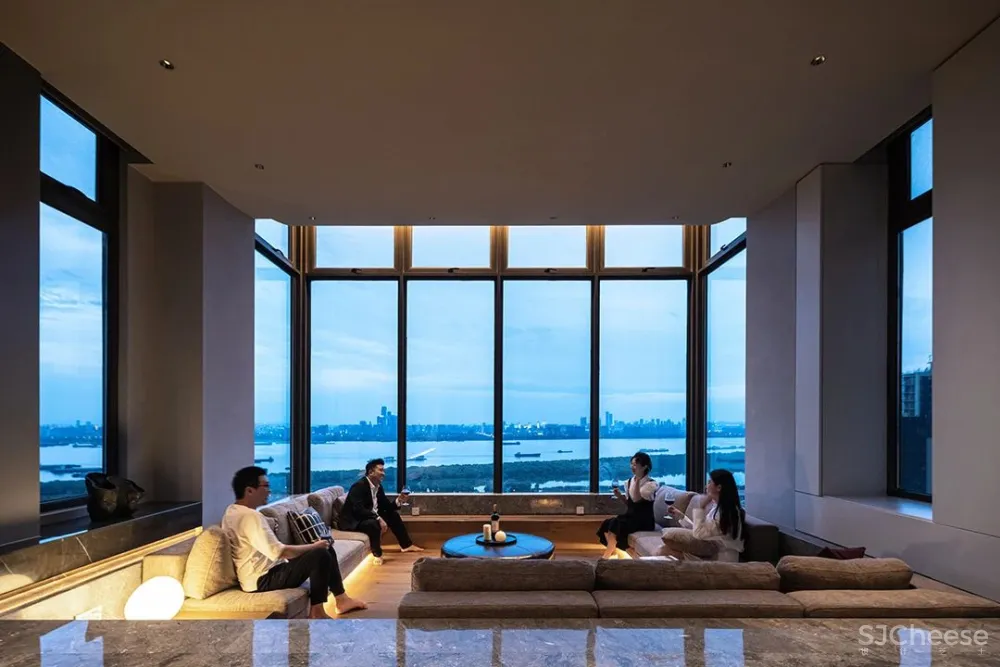 潘天云 600㎡ 奢华江景顶层复式,深邃于空,容纳万境!